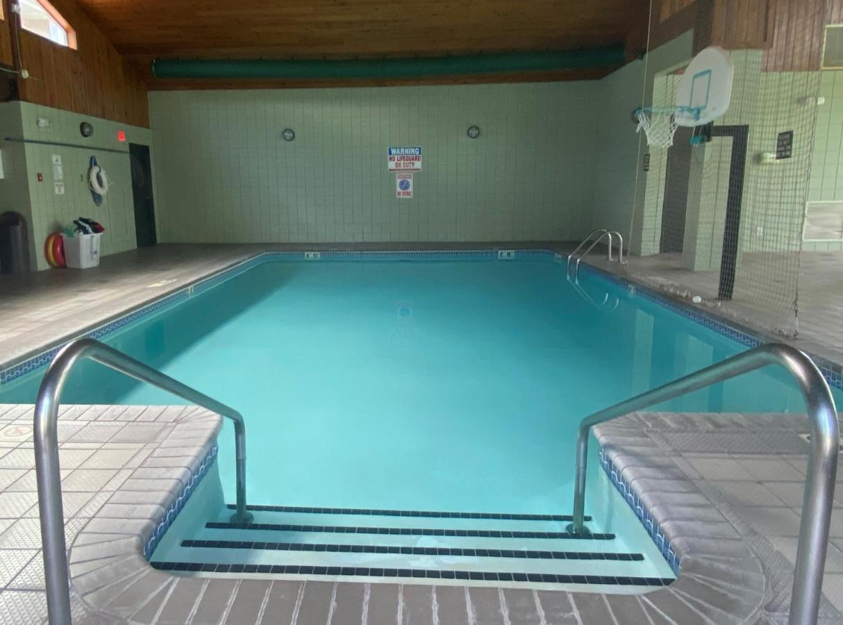 Americinn By Wyndham New Richmond Экстерьер фото