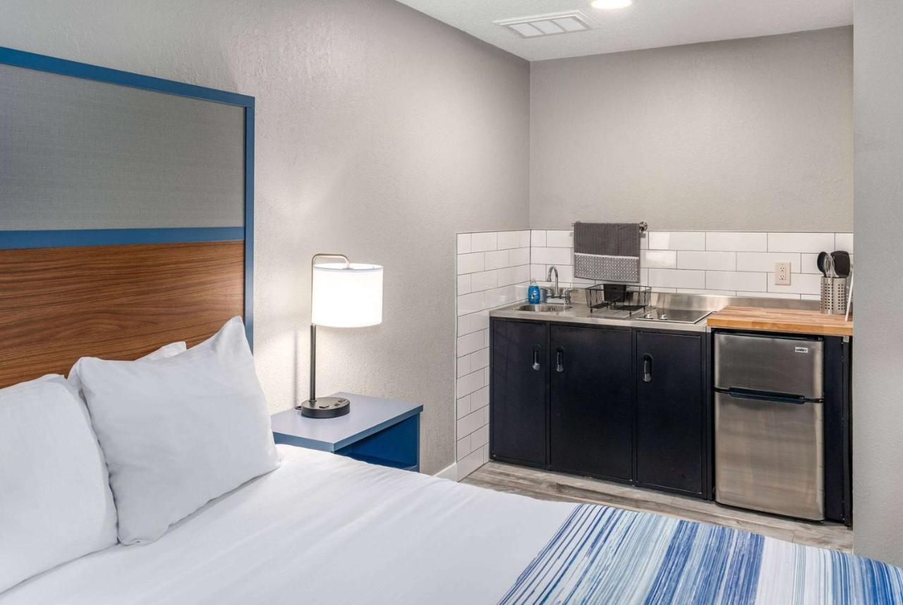 Americinn By Wyndham New Richmond Экстерьер фото