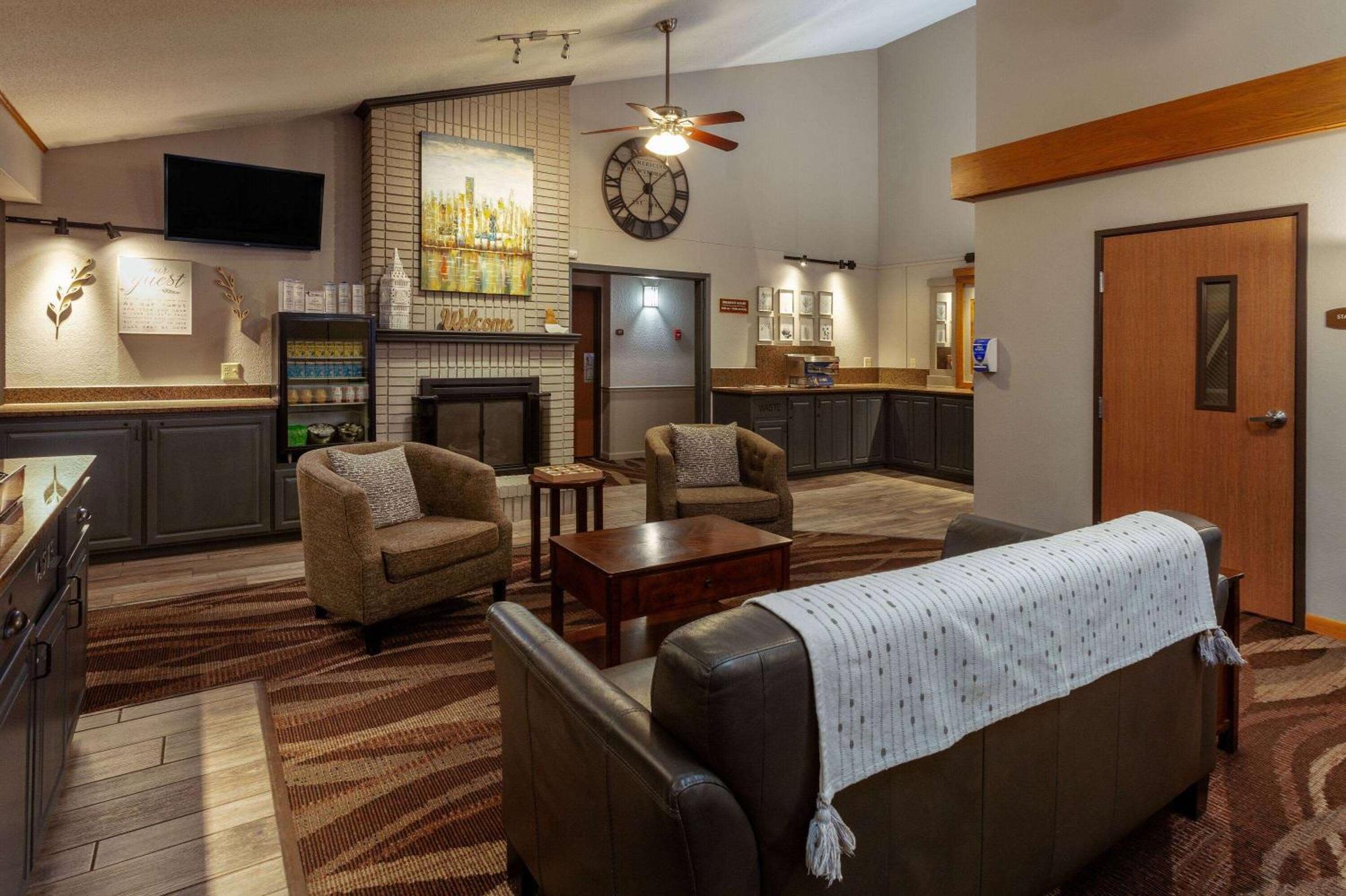 Americinn By Wyndham New Richmond Экстерьер фото