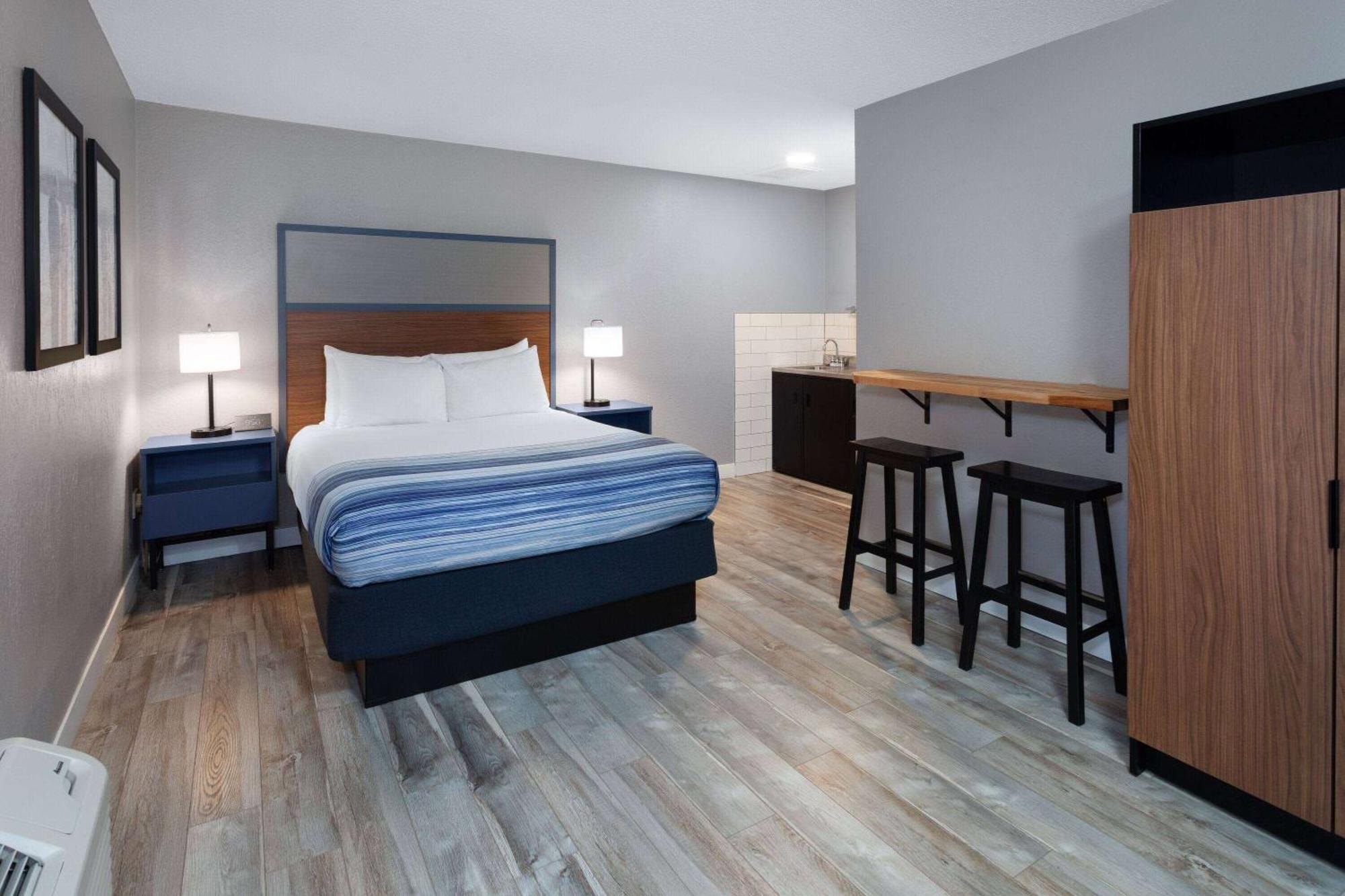 Americinn By Wyndham New Richmond Экстерьер фото
